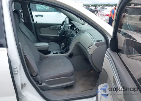 2010 Chevrolet Traverse Lt z USA, uszkodzony, nr VIN 1GNLRGED3AS149328